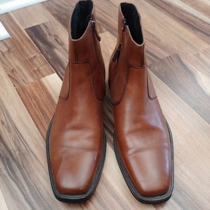 Kenneth Cole Mens Leather Boot size 9